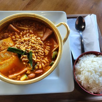 Tilly Kitchen - Army Stew - Korean Near Me - Chantilly, Virginia