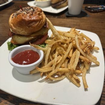 Local Goat - Tennessee whiskey, glazed burger - New American Near Me - Pigeon Forge, Tennessee Local Goat - Tennessee whiskey, glazed burger - New American Near Me - Pigeon Forge, Tennessee