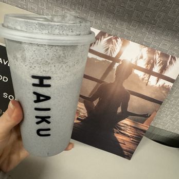 Haiku Teahouse - Black Sesame Einspanner, 16 oz. - Bubble Tea Near Me - San Jose, California