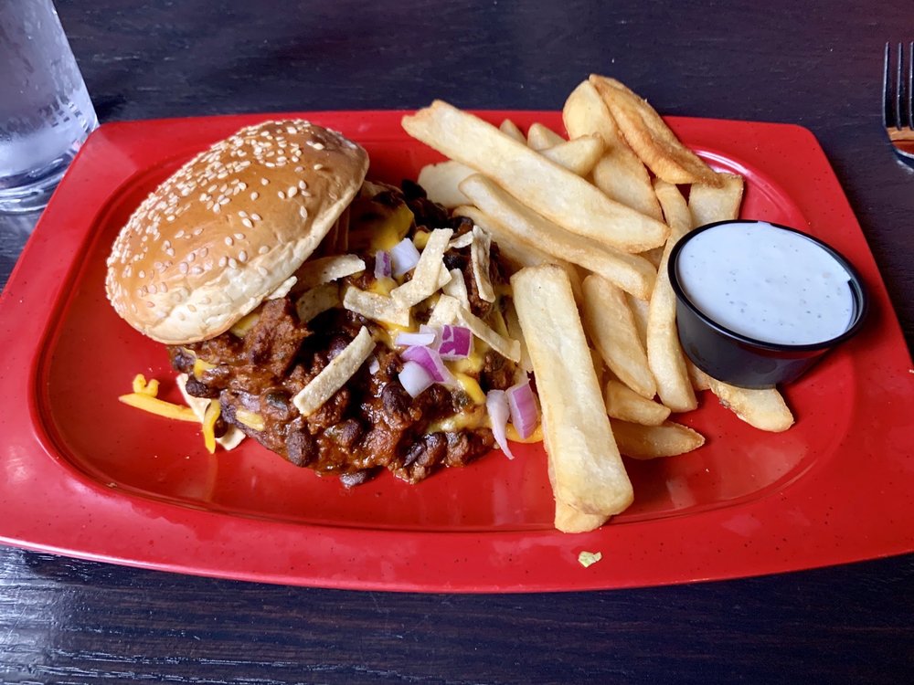 RED ROBIN GOURMET BURGERS AND BREWS - 171 Photos & 262 Reviews - 18029