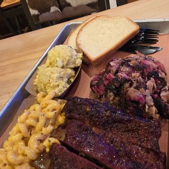 Pinkerton's Barbecue - Barbeque Near Me - San Antonio, Texas