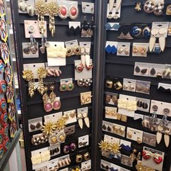 Everything A Dollar - So here's where you get that high end stuff...