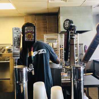 Flippin' Pizza - Beers on tap - Pizza Near Me - Vista, California Flippin' Pizza - Beers on tap - Pizza Near Me - Vista, California
