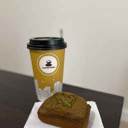 Black Sugar Latte and Matcha Bread