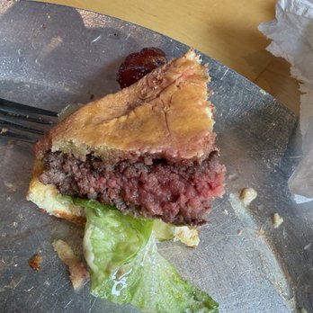 V Pizza + Tap Garden - Extremely undercooked burger - Italian Near Me - Fleming Island, Florida V Pizza + Tap Garden - Extremely undercooked burger - Italian Near Me - Fleming Island, Florida