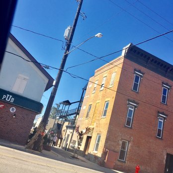 Down Town Tecumseh - Hotels Near Me - Tecumseh, Michigan