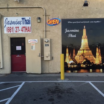 Jasmine Thai Restaurant, Palmdale - Entrance from the parking lot - Thai Near Me - Palmdale, California Jasmine Thai Restaurant, Palmdale - Entrance from the parking lot - Thai Near Me - Palmdale, California