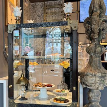 Glimmer Cafe - Cafes Near Me - Delray Beach, Florida