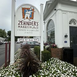 Zehnder's Bakery - Zehnder's Marketplace