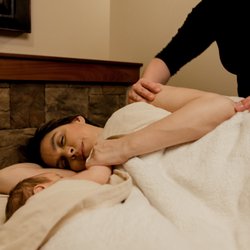 Global Therapy Solutions - Pre and post natal massage is the best for a great birth and bounce back.