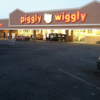 PIGGLY WIGGLY SUPER MARKET - CLOSED - Updated December 2025 - 3508