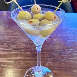 $18 Gin Martini 2 Ounces