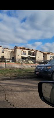 Design & Conquer Construction Logo