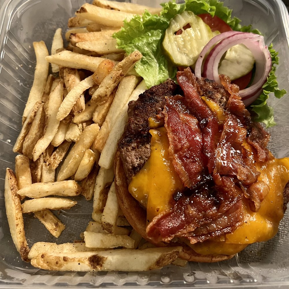 Whiskey-glaze burger Whiskey-glaze burger