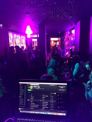 Niki Club by null