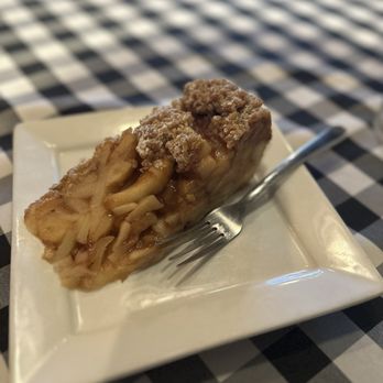 Ol' Heidelberg - Apple Crumble Pie - German Near Me - Huntsville, Alabama