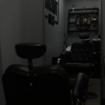Tonsor Club Barbershop - Barbers Near Me - Doral, Florida Tonsor Club Barbershop - Barbers Near Me - Doral, Florida