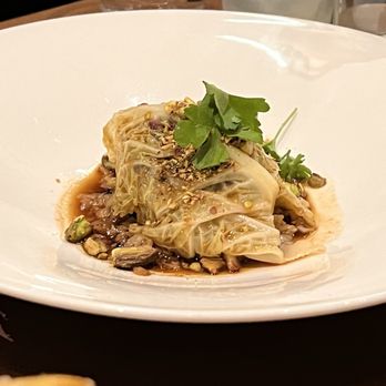 Poppy - Porc enveloppé de choux (cabbage wrapped pork) - French Near Me - Glen Ellen, California