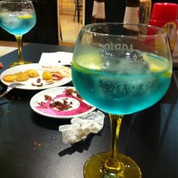 City Pan - Gin Tonic... 4€