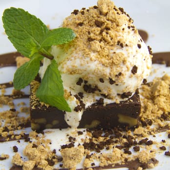 Boteco Mandinga - Brownie com Sorvete de Natas! - Sports Bars Near Me - São Paulo, SP