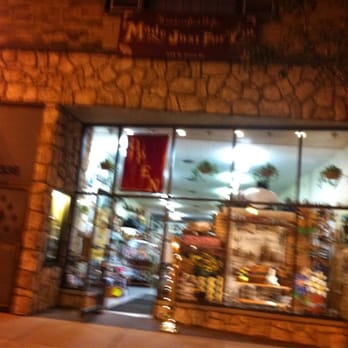 Made Just For You Gifts - Flowers & Gifts Near Me - Sycamore, Illinois Made Just For You Gifts - Flowers & Gifts Near Me - Sycamore, Illinois