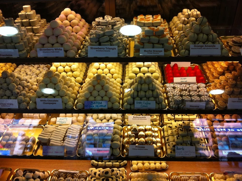 DAVISON’S ICE CREAM PARLOUR Updated June 2024 Villa Marina Arcade