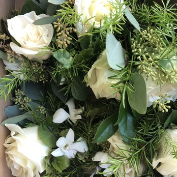 Orange County Florist - Floral Garland - Florists Near Me - Orange, California