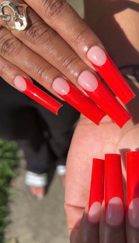 Claws By Gi Logo
