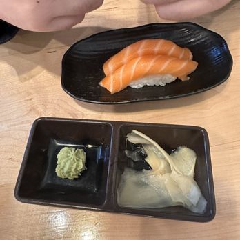 Yoshi Sushi Ramen - Sashimi (salmon) - Sushi Bars Near Me - Pearland, Texas Yoshi Sushi Ramen - Sashimi (salmon) - Sushi Bars Near Me - Pearland, Texas