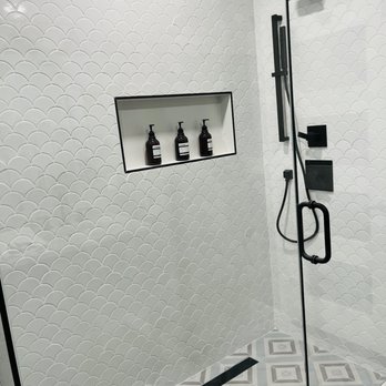 T&N Remodeling - New Guest Shower - General Contractors Near Me - Sherman Oaks, California