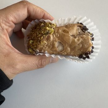 Romolo's Cannoli - A Mini cannoli - Ice Cream & Frozen Yogurt Near Me - San Mateo, California Romolo's Cannoli - A Mini cannoli - Ice Cream & Frozen Yogurt Near Me - San Mateo, California