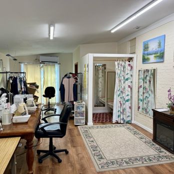 Swan Alterations - Inside. - Sewing & Alterations Near Me - Gulf Breeze, Florida Swan Alterations - Inside. - Sewing & Alterations Near Me - Gulf Breeze, Florida