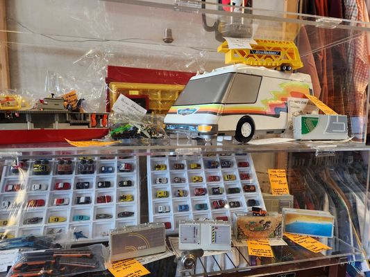 Einstein's Attic by null