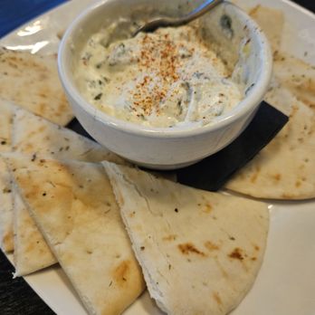Three Mermaids Public House - New American Near Me - Tigard, Oregon