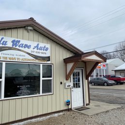 Exterior photo of Nu Wave Auto - Whiteland, Indiana Exterior photo of Nu Wave Auto - Whiteland, Indiana