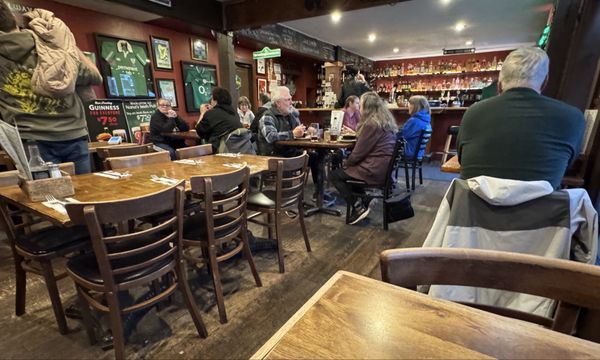 Nana's Irish Pub by null