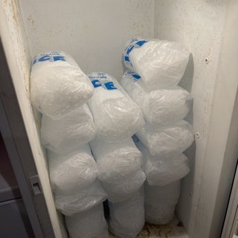 365 Events - We purchased the unlimited ice so we didn't have to worry about grabbing ice for the bar or to keep the drinks cold. - Venues & Event Spaces Near Me - Riverside, California 365 Events - We purchased the unlimited ice so we didn't have to worry about grabbing ice for the bar or to keep the drinks cold. - Venues & Event Spaces Near Me - Riverside, California