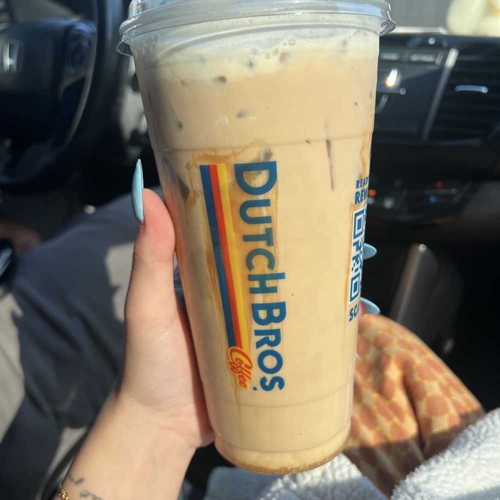Dutch Bros Coffee - Golden Eagle - Juice Bars & Smoothies Near Me - Norco, California