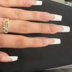 QT Nails Spa - French tip