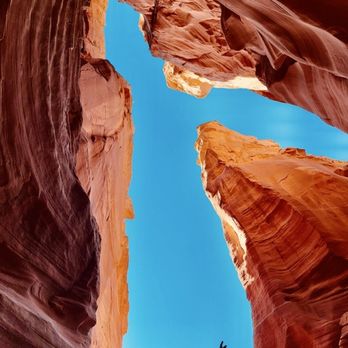 Taadidiin Tours - Walking Tours Near Me - Page, Arizona Taadidiin Tours - Walking Tours Near Me - Page, Arizona