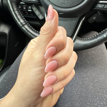 Twin Sisters Nails & Spa - Dip nails no polish - Nail Salons Near Me - San Rafael, California