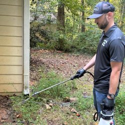 Daniel & Lawson Pest Control