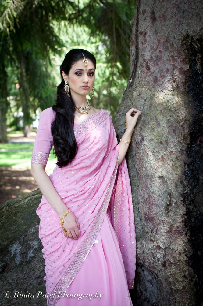 Maricruz Hairstyles Logo