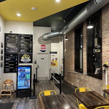 Al's Beef - Super clean eat in area. - Sandwiches Near Me - Chicago, Illinois