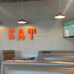 Bruchi's CheeseSteaks & Subs - Interior