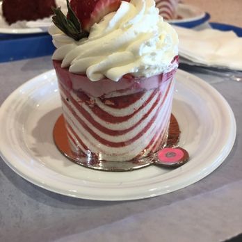 Fantasy Cakes - Berry - Desserts Near Me - Vacaville, California