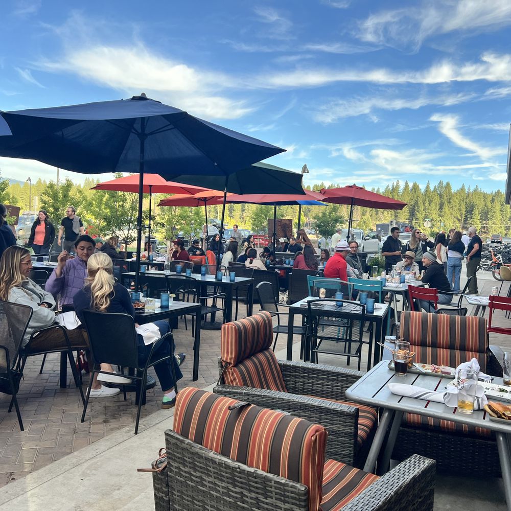 Fifty Fifty Brewing - Breweries Near Me - Truckee, California