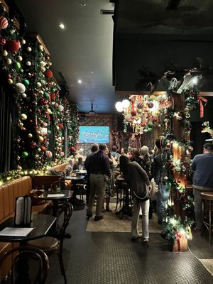 Lamar's Sporting Club by null