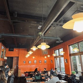 Mishka's Cafe - Inside - Coffee & Tea Near Me - Davis, California