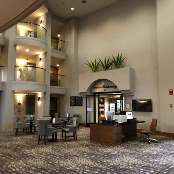 Hilton Phoenix Airport - Hotels Near Me - Phoenix, Arizona Hilton Phoenix Airport - Hotels Near Me - Phoenix, Arizona